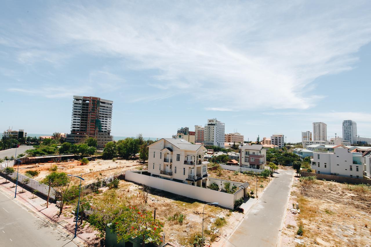 Bien Vang Hotel Vung Tau Exteriör bild